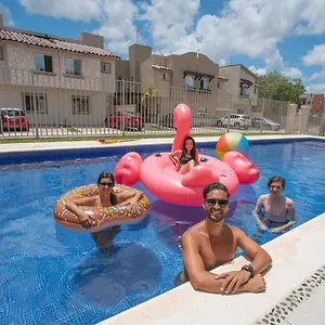  Homestay Vacations